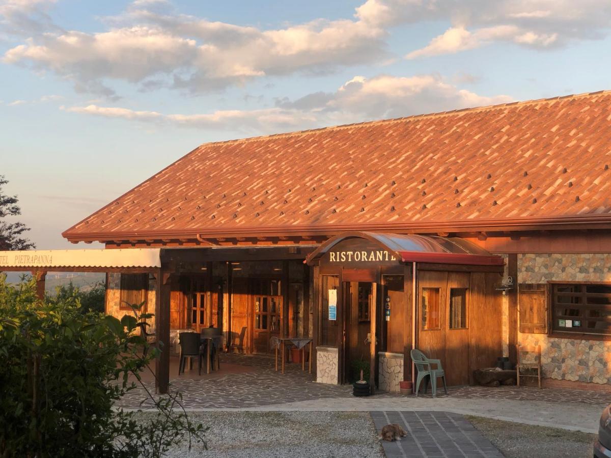 Hotel Pietrapanna Calvello Exterior foto