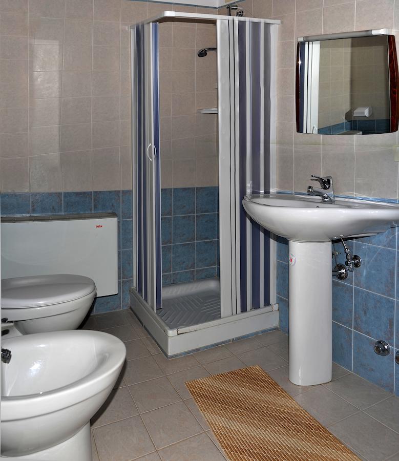 Hotel Pietrapanna Calvello Habitación foto