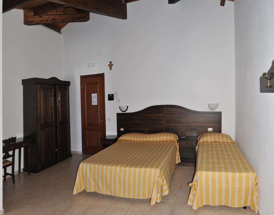 Hotel Pietrapanna Calvello Exterior foto